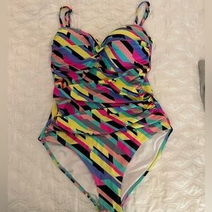 Relleciga Colorful Geometric print Rutched One Piece Swim Suit. NWOT. Size L